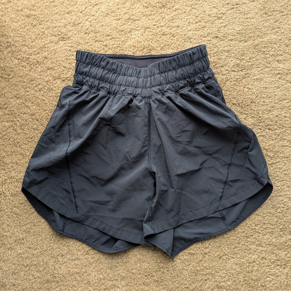 Lululemon Track That High-Rise Lined Short 5", Size 2